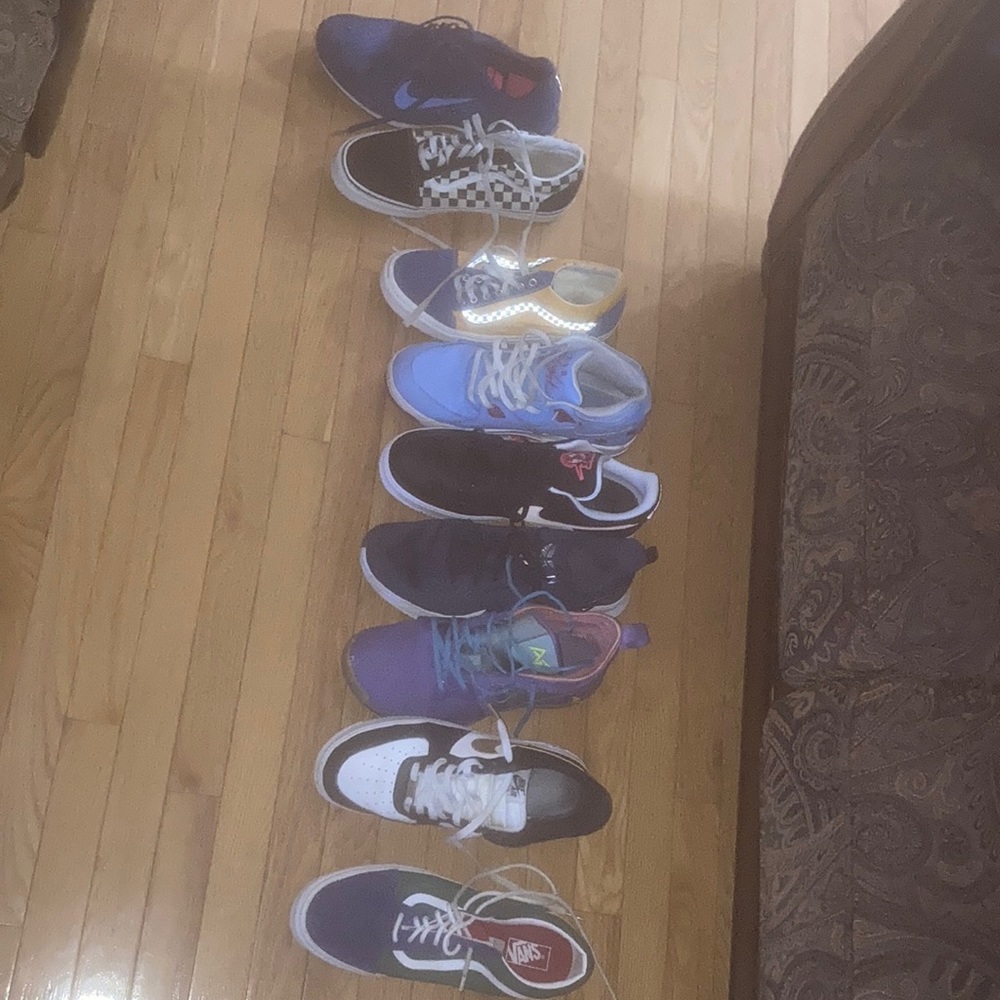 SHOES